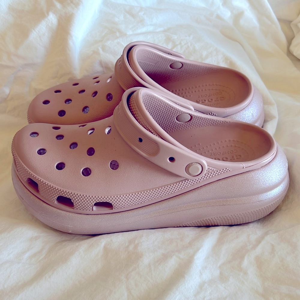 Crocs Crush platform size 10 women’s / 8 men’s pink